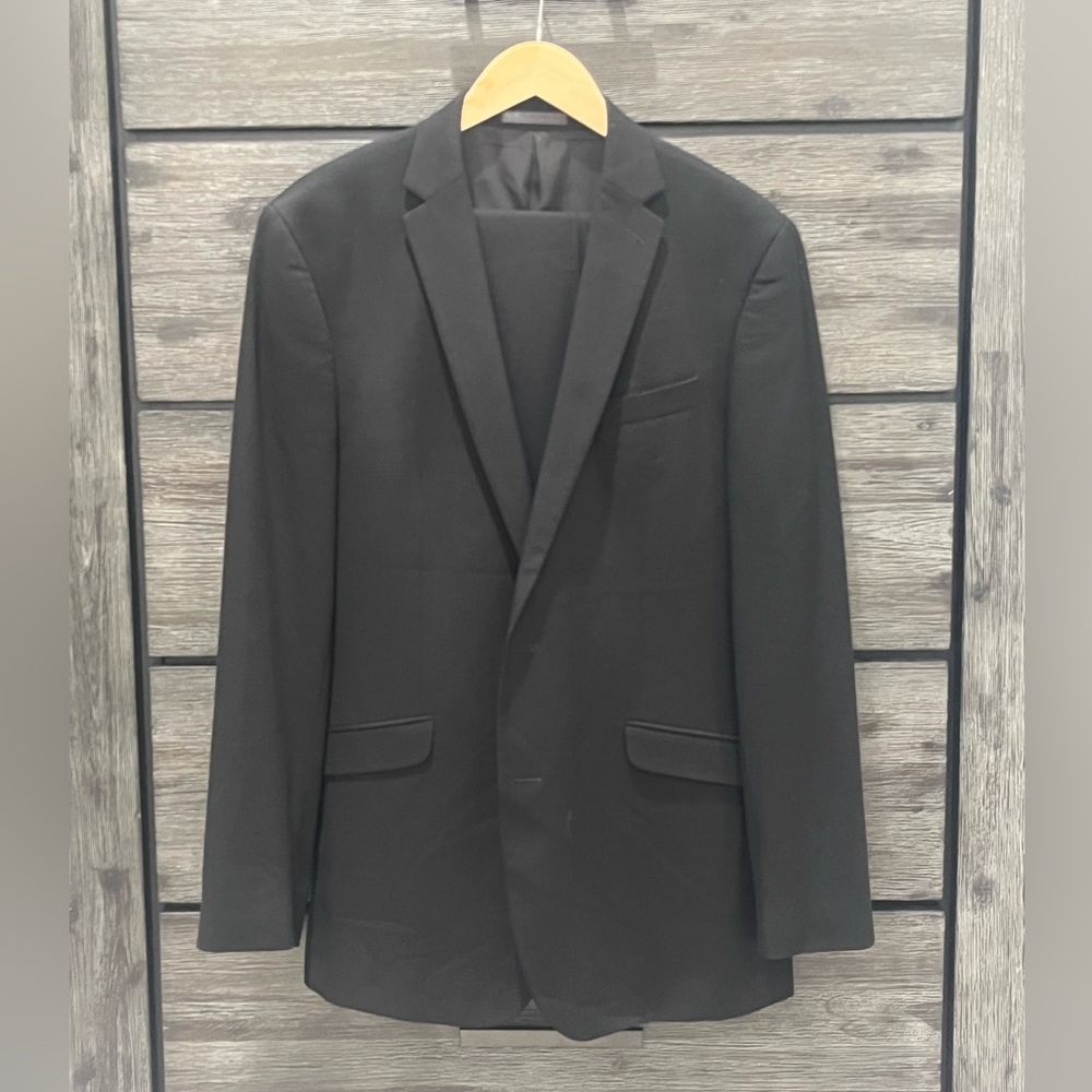 ‼️Kenneth Cole Reaction Slim Fit Suit Set - 42L